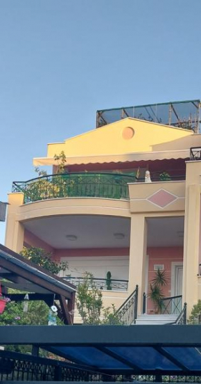 Blue Sunrise House - 230m from beach